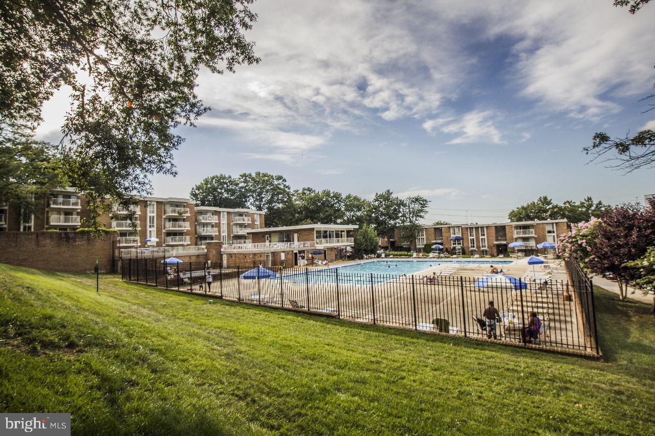 2605 REDCOAT DR #252, ALEXANDRIA, Virginia 22303, 1 Bedroom Bedrooms, ,1 BathroomBathrooms,Residential,For sale,2605 REDCOAT DR #252,VAFX2252996 MLS # VAFX2252996
