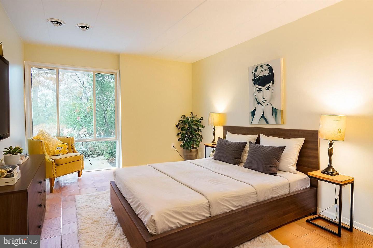 2605 REDCOAT DR #252, ALEXANDRIA, Virginia 22303, 1 Bedroom Bedrooms, ,1 BathroomBathrooms,Residential,For sale,2605 REDCOAT DR #252,VAFX2252996 MLS # VAFX2252996