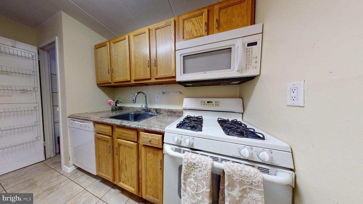 2605 REDCOAT DR #252, ALEXANDRIA, Virginia 22303, 1 Bedroom Bedrooms, ,1 BathroomBathrooms,Residential,For sale,2605 REDCOAT DR #252,VAFX2252996 MLS # VAFX2252996