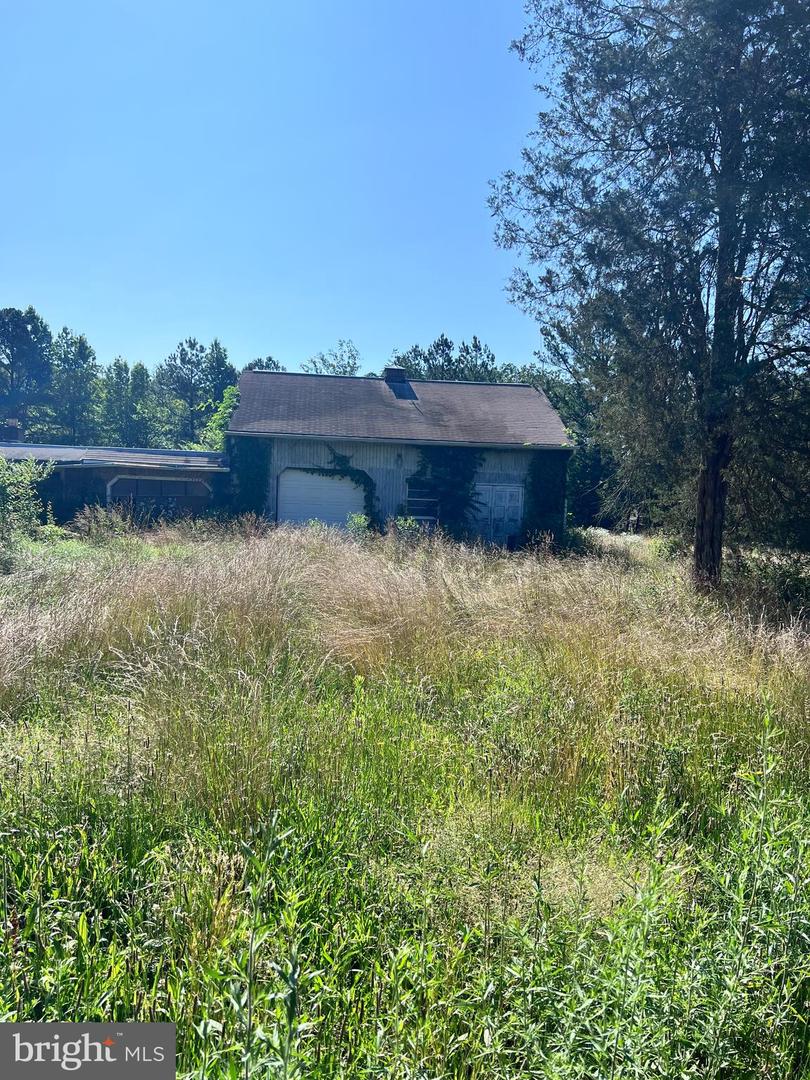 6325 BROKENBURG RD, SPOTSYLVANIA, Virginia 22551, 3 Bedrooms Bedrooms, ,2 BathroomsBathrooms,Residential,For sale,6325 BROKENBURG RD,VASP2034392 MLS # VASP2034392