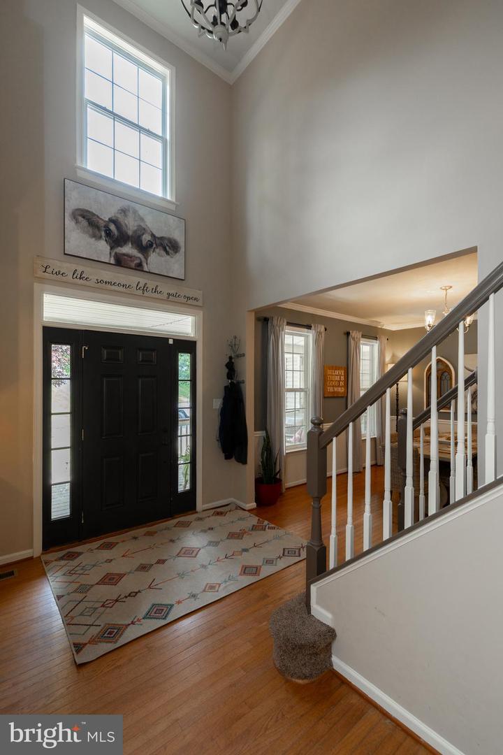 258 CHIMNEY CIR, MIDDLETOWN, Virginia 22645, 5 Bedrooms Bedrooms, ,3 BathroomsBathrooms,Residential,For sale,258 CHIMNEY CIR,VAFV2035236 MLS # VAFV2035236