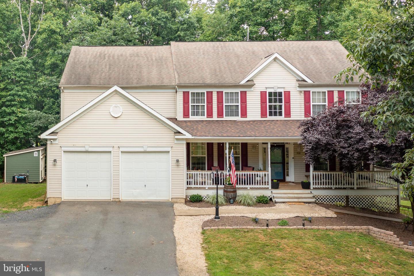 258 CHIMNEY CIR, MIDDLETOWN, Virginia 22645, 5 Bedrooms Bedrooms, ,3 BathroomsBathrooms,Residential,For sale,258 CHIMNEY CIR,VAFV2035236 MLS # VAFV2035236