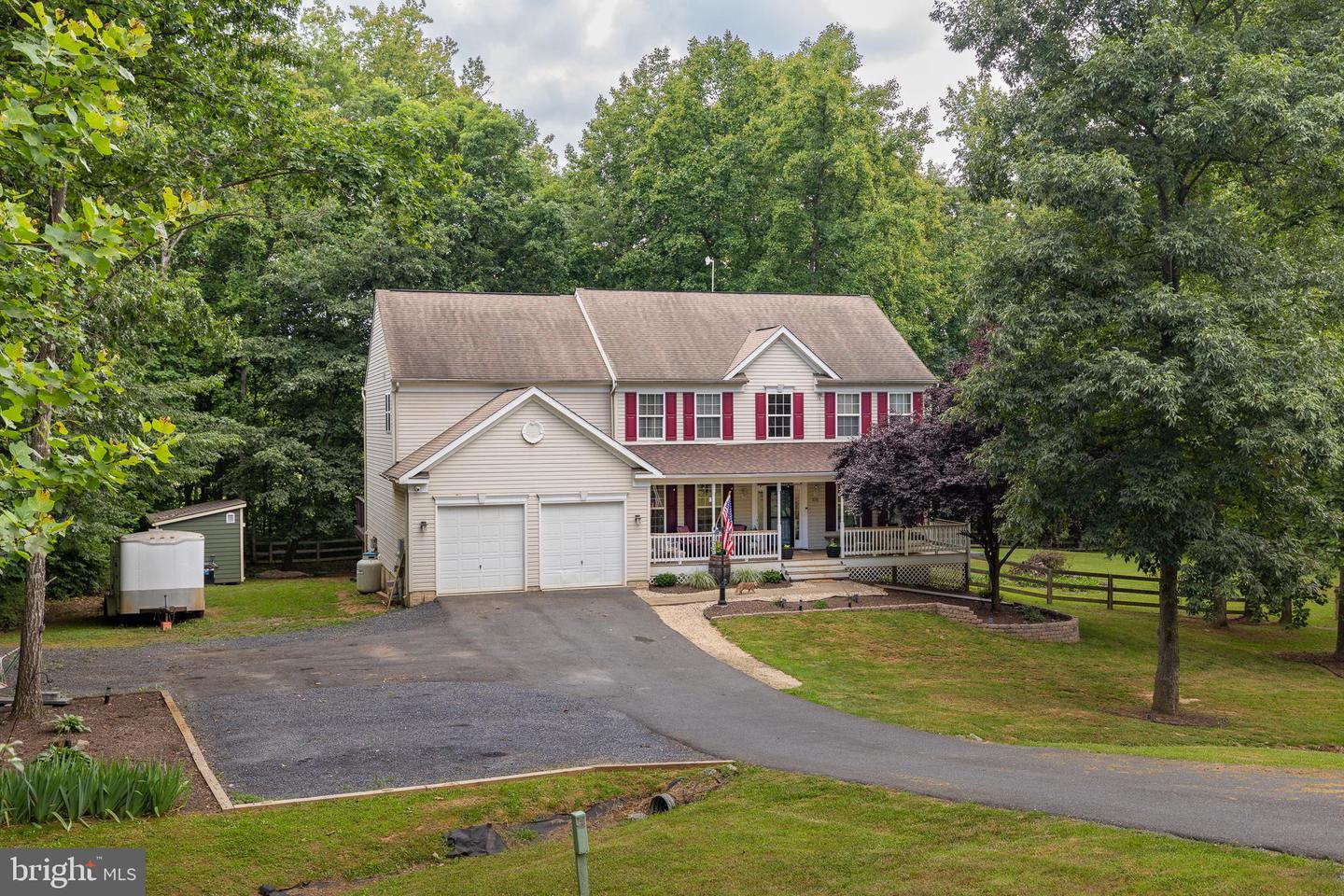 258 CHIMNEY CIR, MIDDLETOWN, Virginia 22645, 5 Bedrooms Bedrooms, ,3 BathroomsBathrooms,Residential,For sale,258 CHIMNEY CIR,VAFV2035236 MLS # VAFV2035236