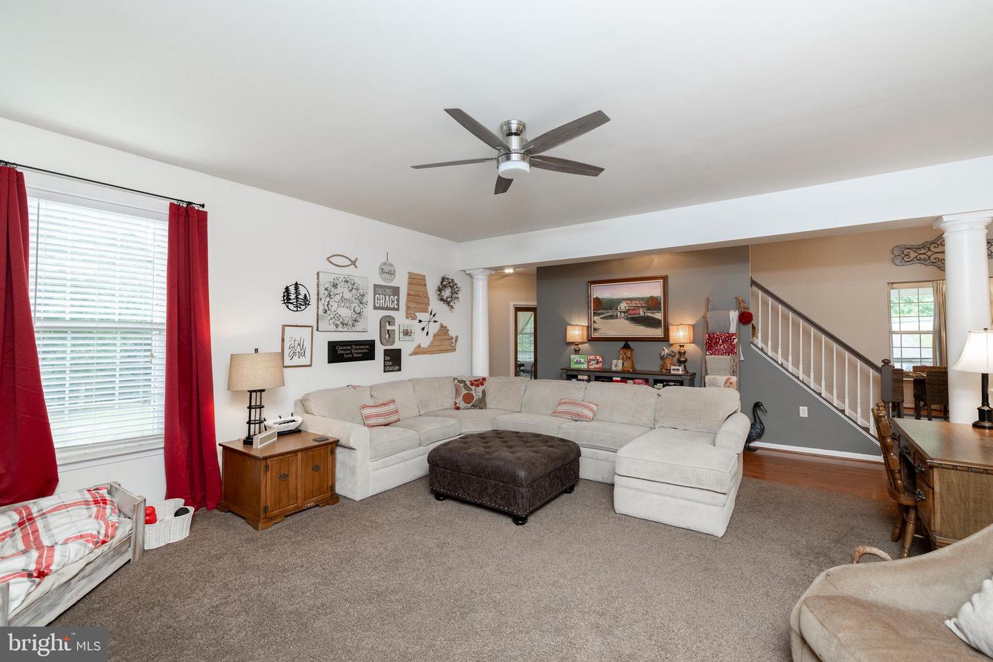 258 CHIMNEY CIR, MIDDLETOWN, Virginia 22645, 5 Bedrooms Bedrooms, ,3 BathroomsBathrooms,Residential,For sale,258 CHIMNEY CIR,VAFV2035236 MLS # VAFV2035236