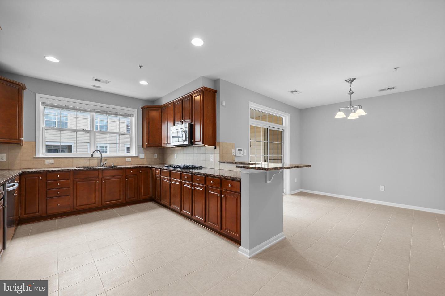22722 BEACON CREST TER, BRAMBLETON, Virginia 20148, 3 Bedrooms Bedrooms, ,2 BathroomsBathrooms,Residential,For sale,22722 BEACON CREST TER,VALO2101120 MLS # VALO2101120