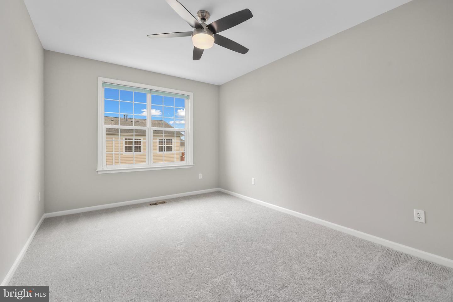 22722 BEACON CREST TER, BRAMBLETON, Virginia 20148, 3 Bedrooms Bedrooms, ,2 BathroomsBathrooms,Residential,For sale,22722 BEACON CREST TER,VALO2101120 MLS # VALO2101120