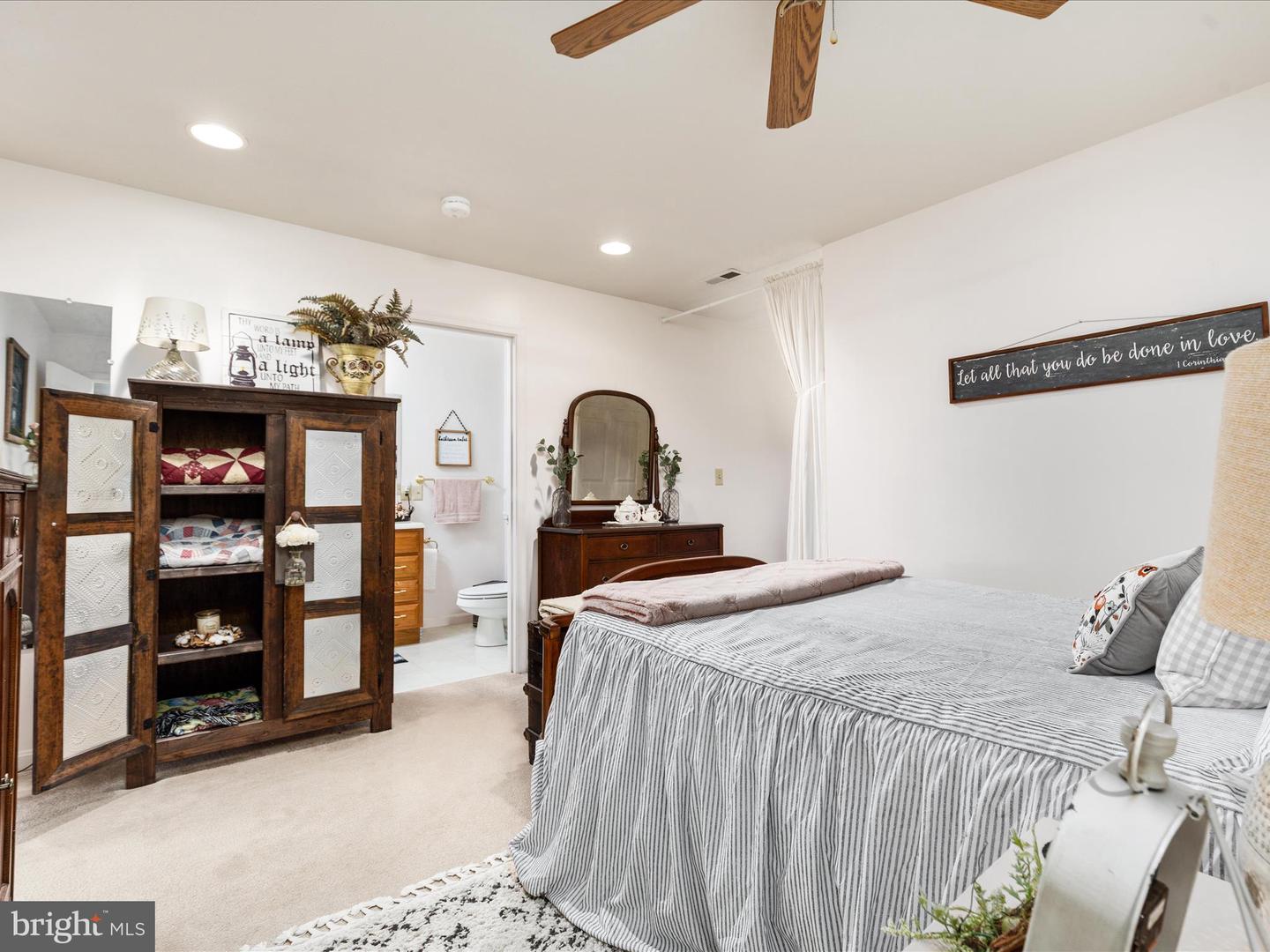 92 JACOB CT, WOODSTOCK, Virginia 22664, 3 Bedrooms Bedrooms, 8 Rooms Rooms,3 BathroomsBathrooms,Residential,For sale,92 JACOB CT,VASH2011898 MLS # VASH2011898