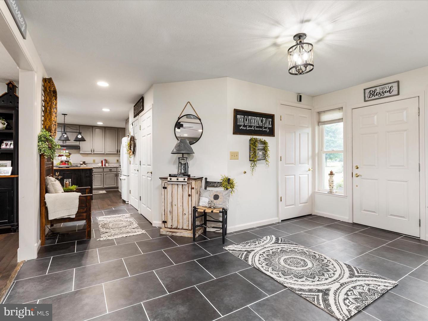 92 JACOB CT, WOODSTOCK, Virginia 22664, 3 Bedrooms Bedrooms, 8 Rooms Rooms,3 BathroomsBathrooms,Residential,For sale,92 JACOB CT,VASH2011898 MLS # VASH2011898
