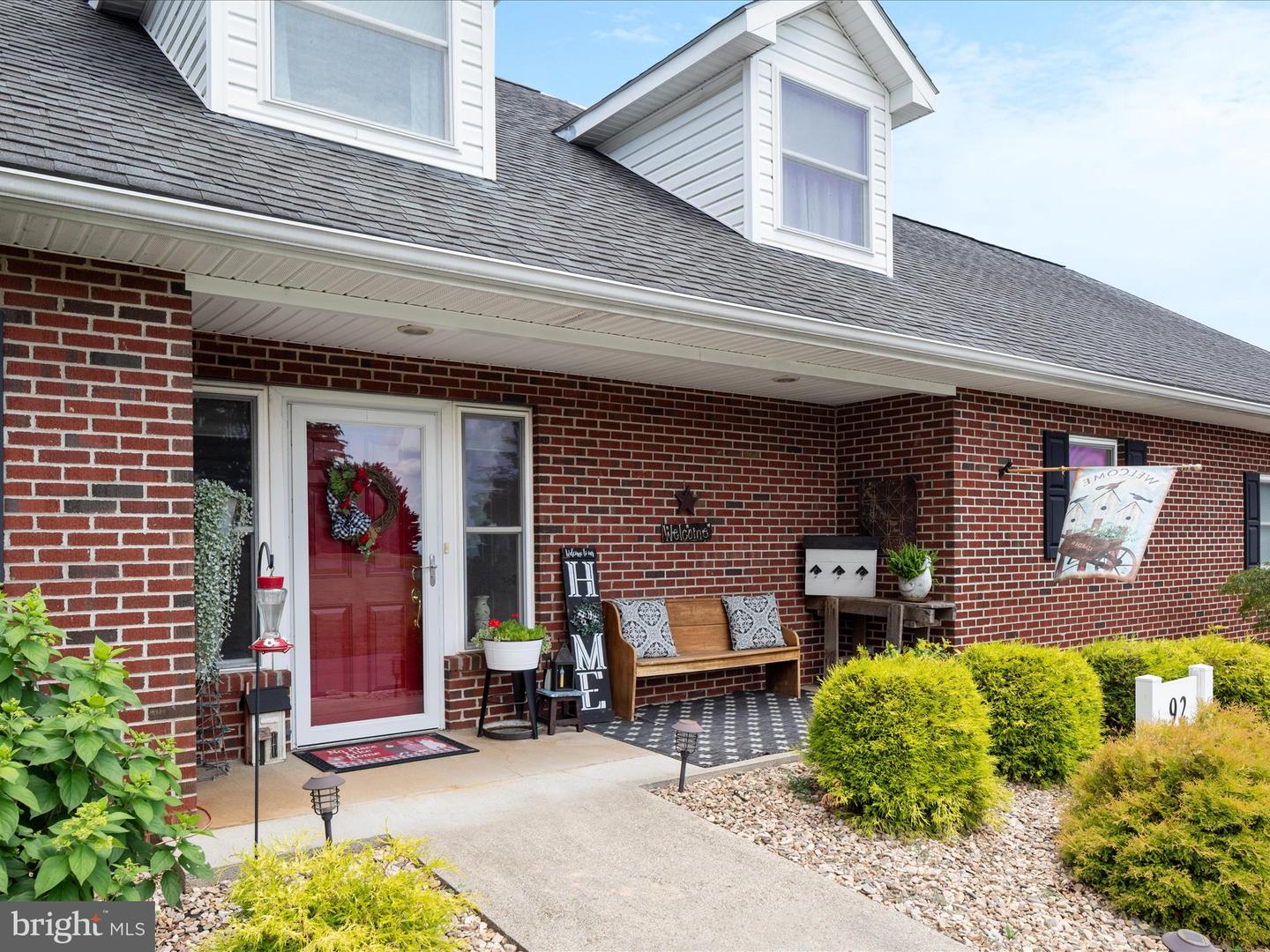 92 JACOB CT, WOODSTOCK, Virginia 22664, 3 Bedrooms Bedrooms, 8 Rooms Rooms,3 BathroomsBathrooms,Residential,For sale,92 JACOB CT,VASH2011898 MLS # VASH2011898