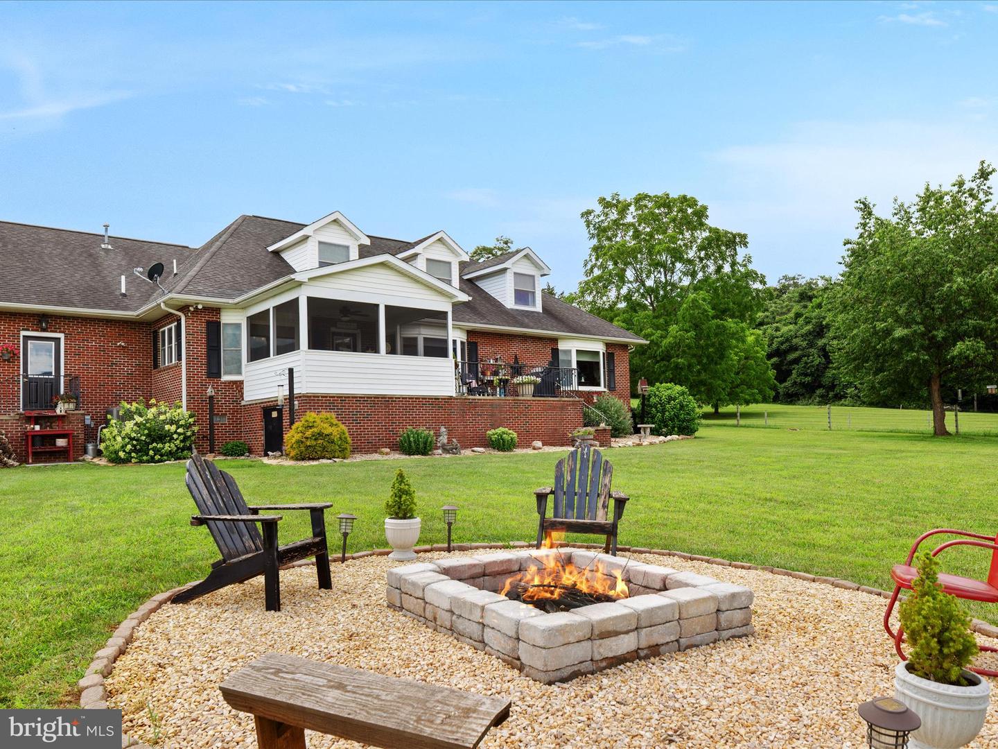 92 JACOB CT, WOODSTOCK, Virginia 22664, 3 Bedrooms Bedrooms, 8 Rooms Rooms,3 BathroomsBathrooms,Residential,For sale,92 JACOB CT,VASH2011898 MLS # VASH2011898