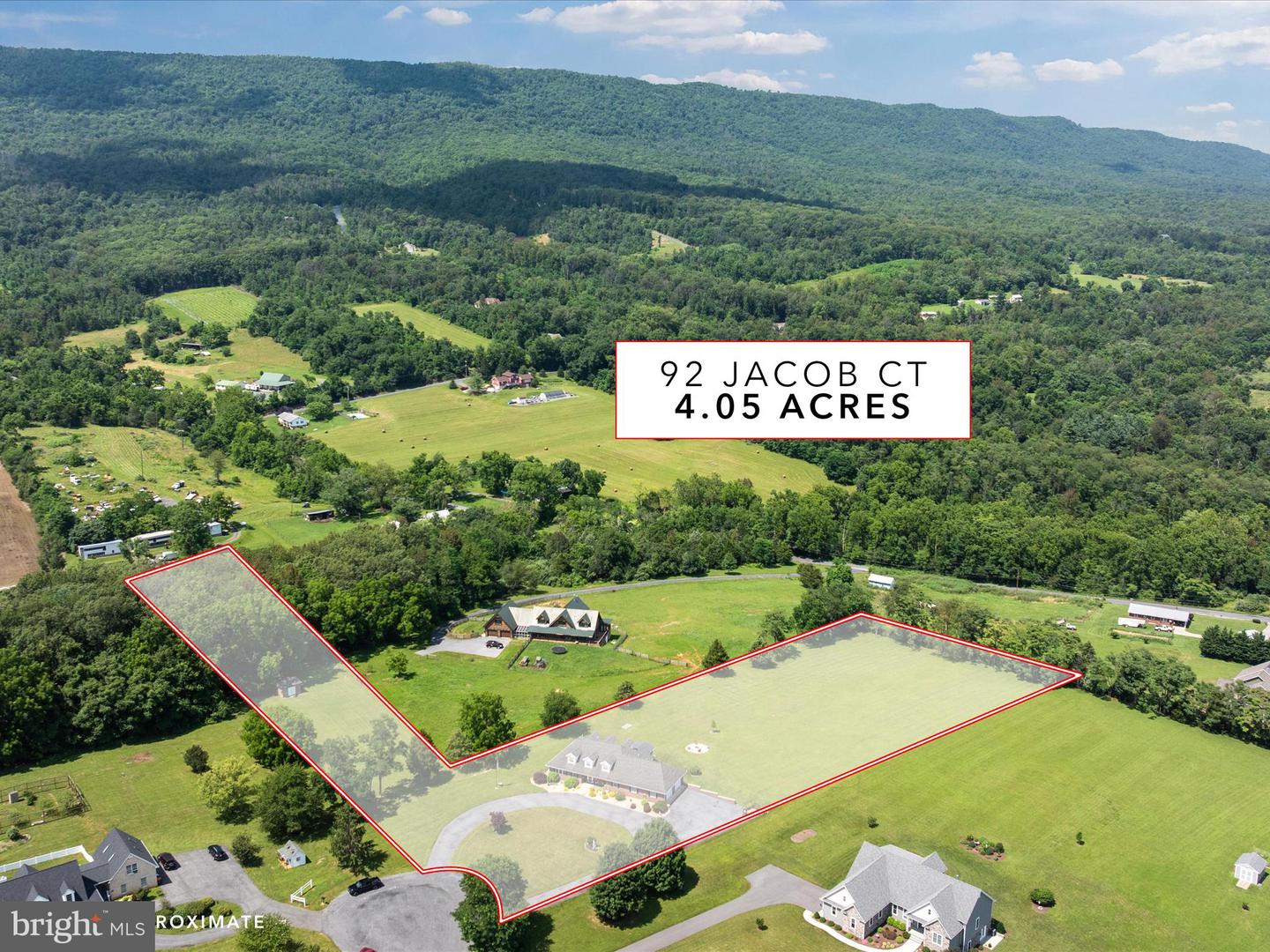92 JACOB CT, WOODSTOCK, Virginia 22664, 3 Bedrooms Bedrooms, 8 Rooms Rooms,3 BathroomsBathrooms,Residential,For sale,92 JACOB CT,VASH2011898 MLS # VASH2011898