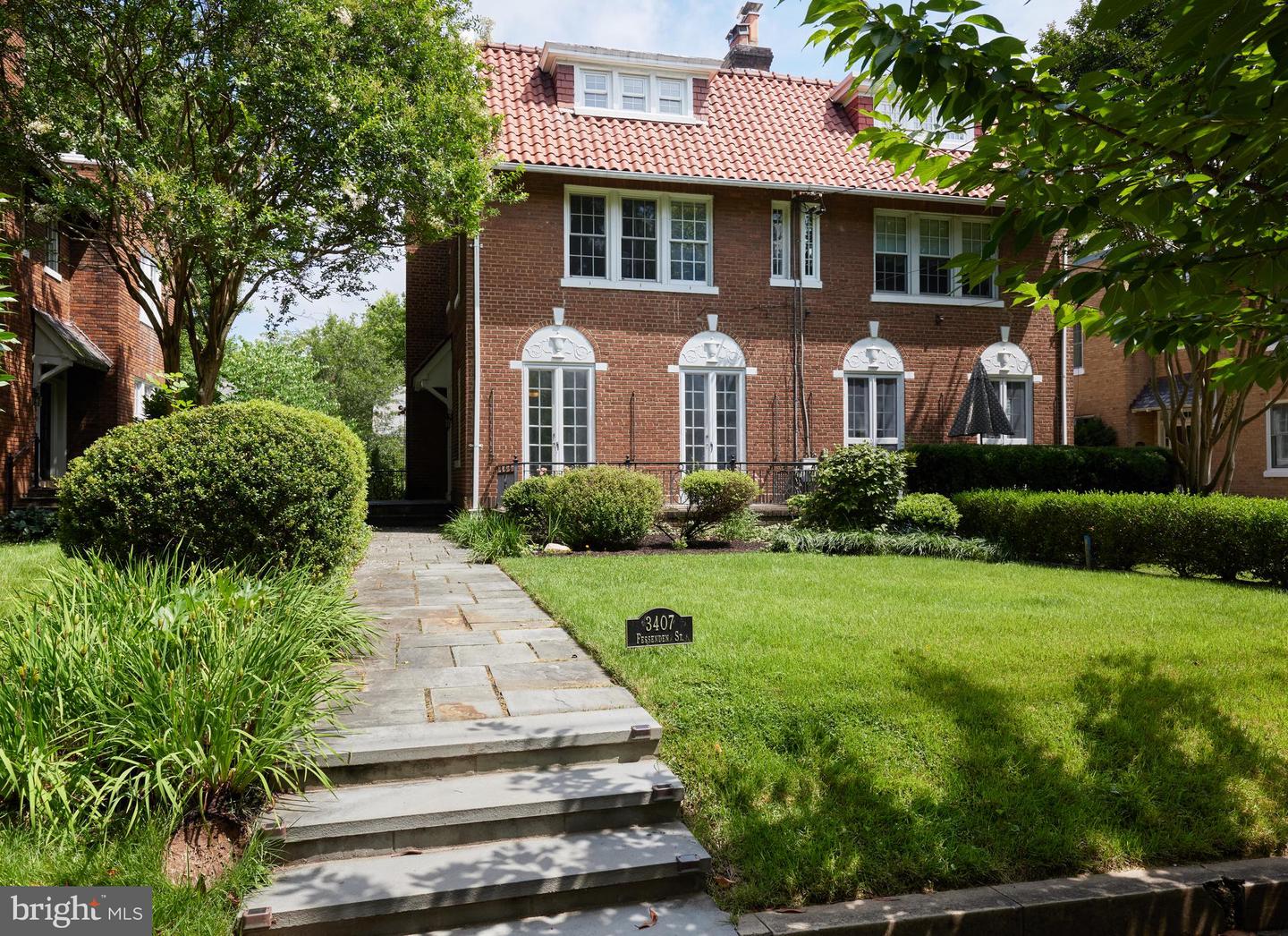 3407 FESSENDEN ST NW, WASHINGTON, District Of Columbia 20008, 4 Bedrooms Bedrooms, ,2 BathroomsBathrooms,Residential,For sale,3407 FESSENDEN ST NW,DCDC2208852 MLS # DCDC2208852