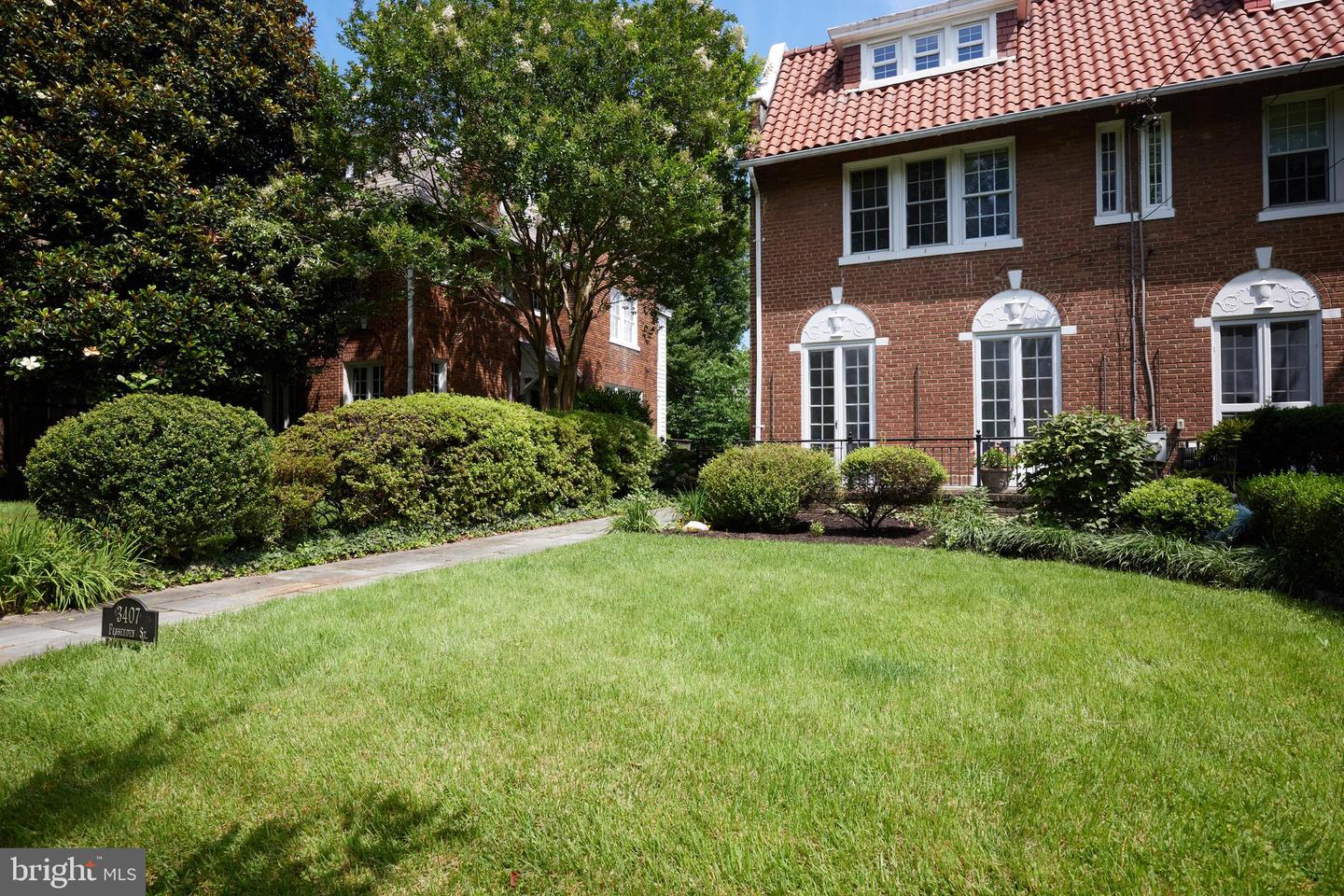 3407 FESSENDEN ST NW, WASHINGTON, District Of Columbia 20008, 4 Bedrooms Bedrooms, ,2 BathroomsBathrooms,Residential,For sale,3407 FESSENDEN ST NW,DCDC2208852 MLS # DCDC2208852