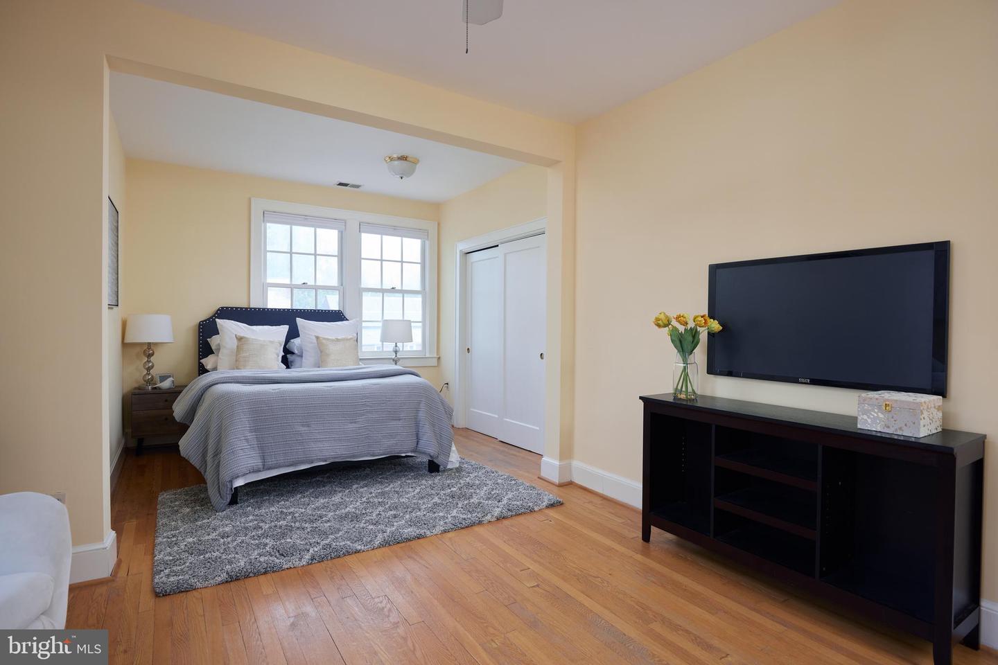 3407 FESSENDEN ST NW, WASHINGTON, District Of Columbia 20008, 4 Bedrooms Bedrooms, ,2 BathroomsBathrooms,Residential,For sale,3407 FESSENDEN ST NW,DCDC2208852 MLS # DCDC2208852