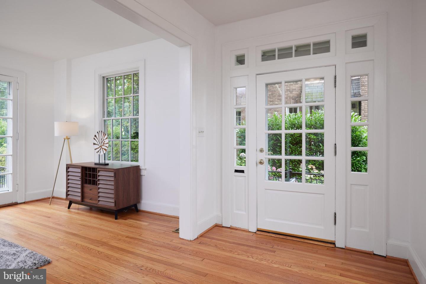 3407 FESSENDEN ST NW, WASHINGTON, District Of Columbia 20008, 4 Bedrooms Bedrooms, ,2 BathroomsBathrooms,Residential,For sale,3407 FESSENDEN ST NW,DCDC2208852 MLS # DCDC2208852