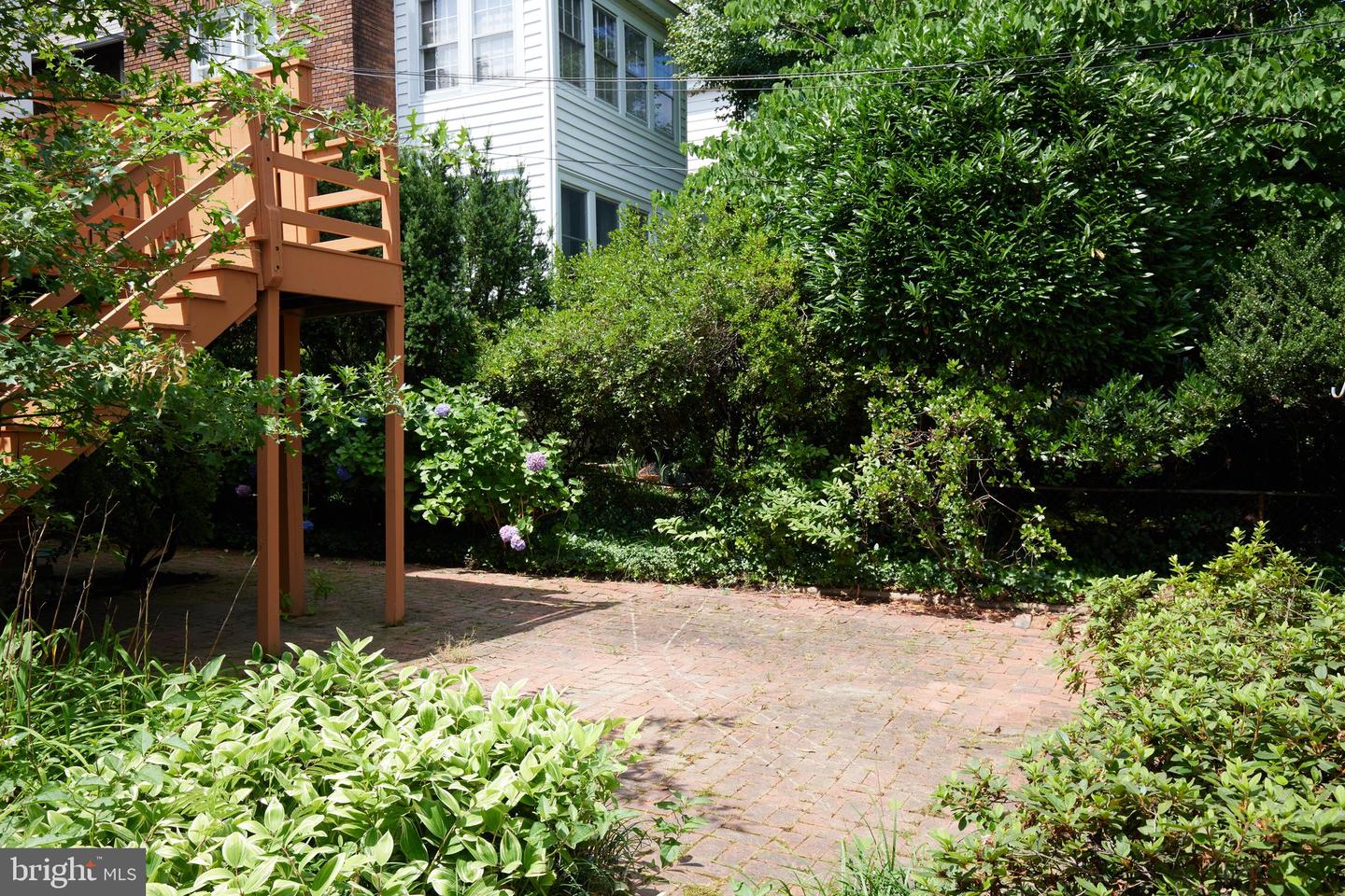 3407 FESSENDEN ST NW, WASHINGTON, District Of Columbia 20008, 4 Bedrooms Bedrooms, ,2 BathroomsBathrooms,Residential,For sale,3407 FESSENDEN ST NW,DCDC2208852 MLS # DCDC2208852
