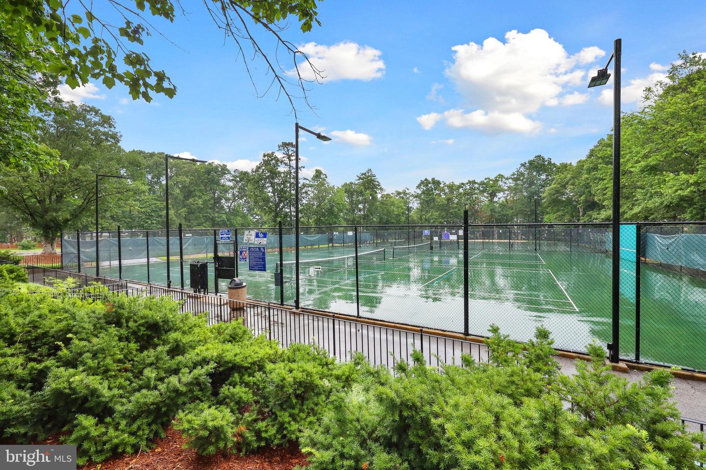 2848 CHABLIS CIR, WOODBRIDGE, Virginia 22192, 2 Bedrooms Bedrooms, ,1 BathroomBathrooms,Residential,For sale,2848 CHABLIS CIR,VAPW2098484 MLS # VAPW2098484
