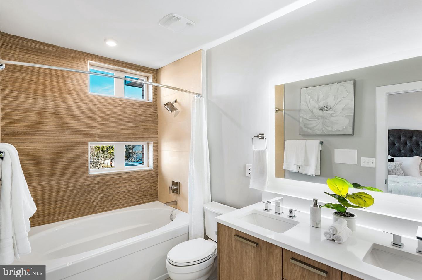 1102 SOUTH HIGHLAND STREET #3, ARLINGTON, Virginia 22204, 3 Bedrooms Bedrooms, ,2 BathroomsBathrooms,Residential,For sale,1102 SOUTH HIGHLAND STREET #3,VAAR2060178 MLS # VAAR2060178