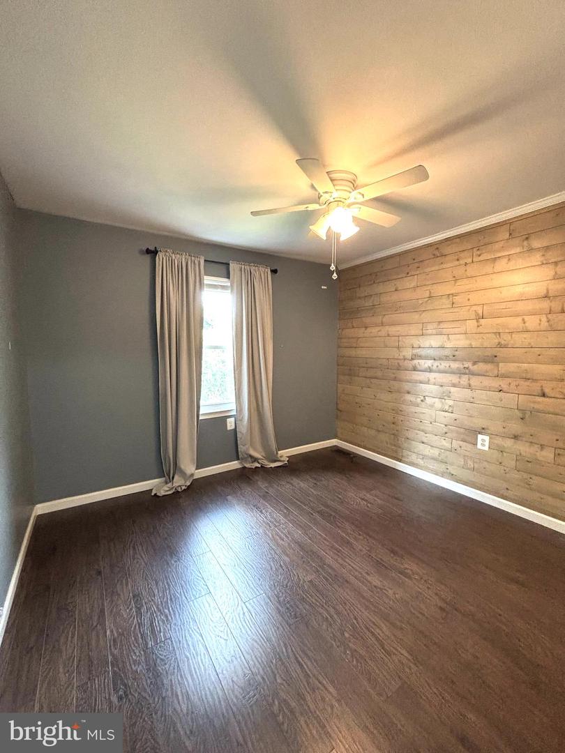 2847 SEMINOLE RD, WOODBRIDGE, Virginia 22192, 3 Bedrooms Bedrooms, ,2 BathroomsBathrooms,Residential,For sale,2847 SEMINOLE RD,VAPW2098506 MLS # VAPW2098506