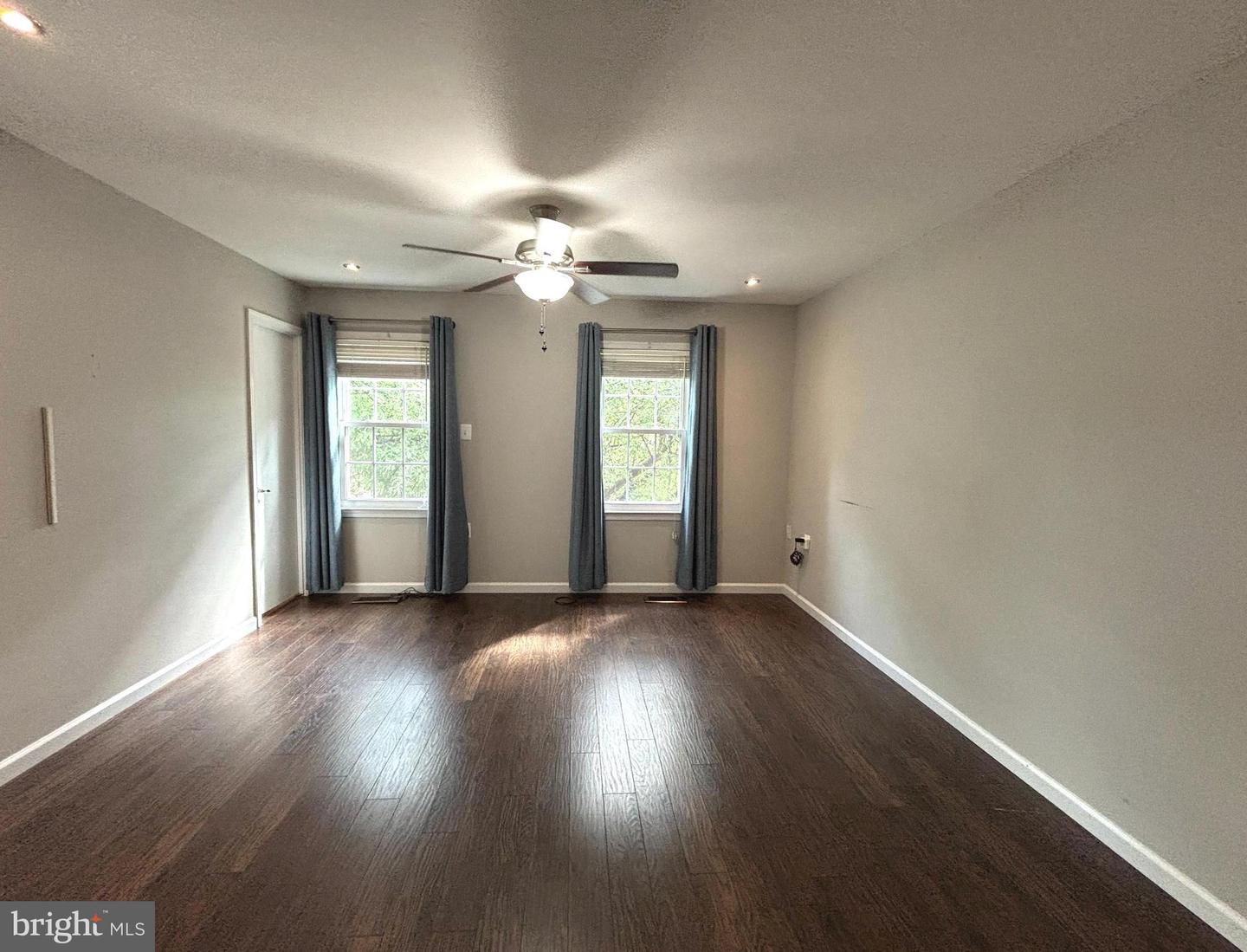 2847 SEMINOLE RD, WOODBRIDGE, Virginia 22192, 3 Bedrooms Bedrooms, ,2 BathroomsBathrooms,Residential,For sale,2847 SEMINOLE RD,VAPW2098506 MLS # VAPW2098506