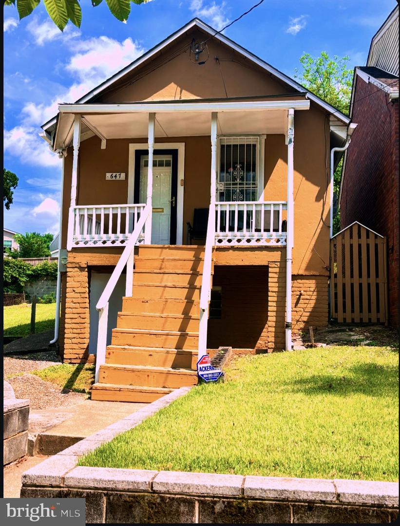 647 49TH ST NE, WASHINGTON, District Of Columbia 20019, 2 Bedrooms Bedrooms, ,2 BathroomsBathrooms,Residential,For sale,647 49TH ST NE,DCDC2208976 MLS # DCDC2208976