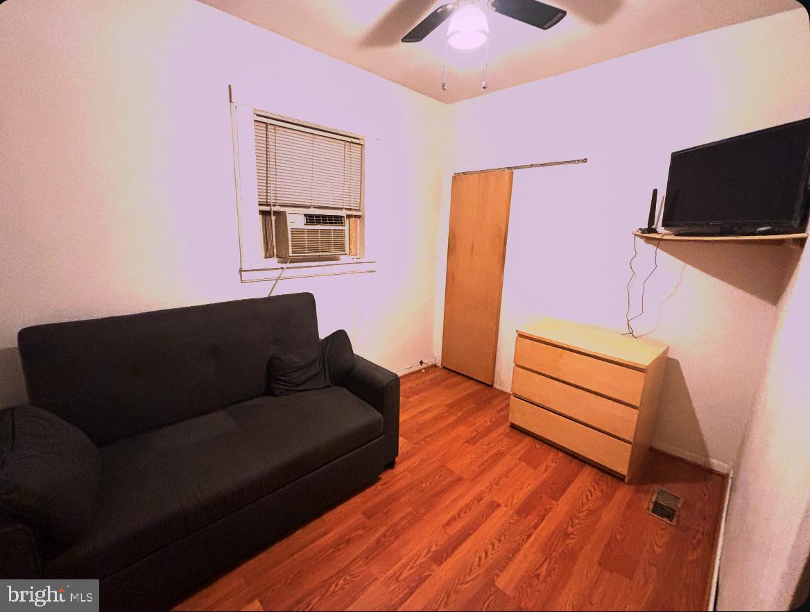 647 49TH ST NE, WASHINGTON, District Of Columbia 20019, 2 Bedrooms Bedrooms, ,2 BathroomsBathrooms,Residential,For sale,647 49TH ST NE,DCDC2208976 MLS # DCDC2208976