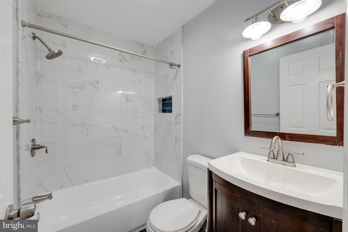 1333 ADAMS ST NE ##2, WASHINGTON, District Of Columbia 20018, 2 Bedrooms Bedrooms, ,1 BathroomBathrooms,Residential,For sale,1333 ADAMS ST NE ##2,DCDC2209254 MLS # DCDC2209254