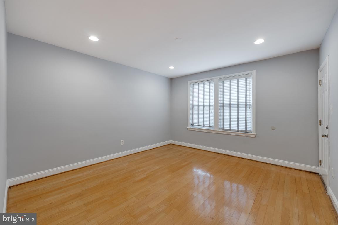 1333 ADAMS ST NE ##2, WASHINGTON, District Of Columbia 20018, 2 Bedrooms Bedrooms, ,1 BathroomBathrooms,Residential,For sale,1333 ADAMS ST NE ##2,DCDC2209254 MLS # DCDC2209254