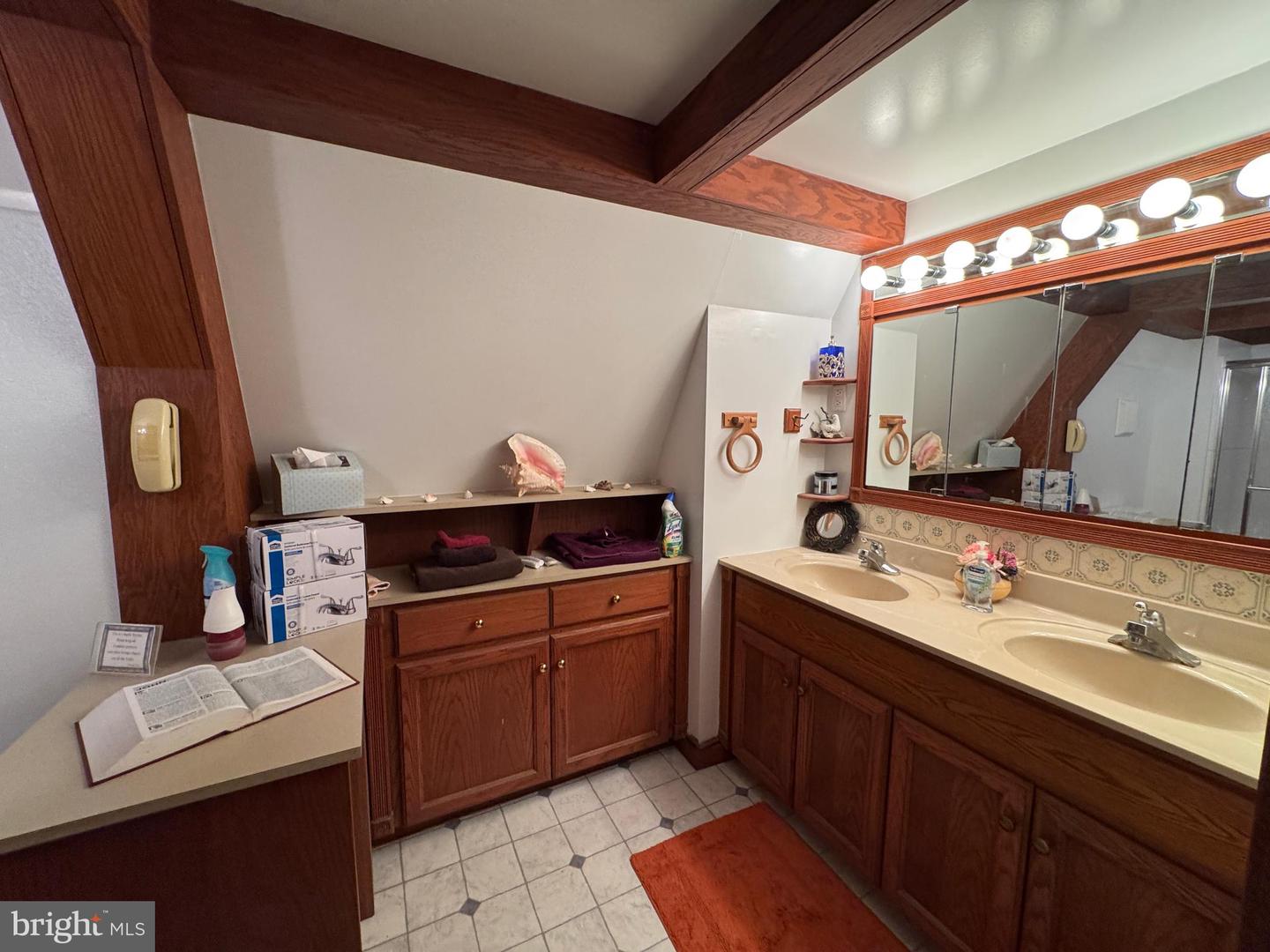 20 VICTORY LN, CASTLETON, Virginia 22716, 3 Bedrooms Bedrooms, ,3 BathroomsBathrooms,Residential,For sale,20 VICTORY LN,VARP2002166 MLS # VARP2002166