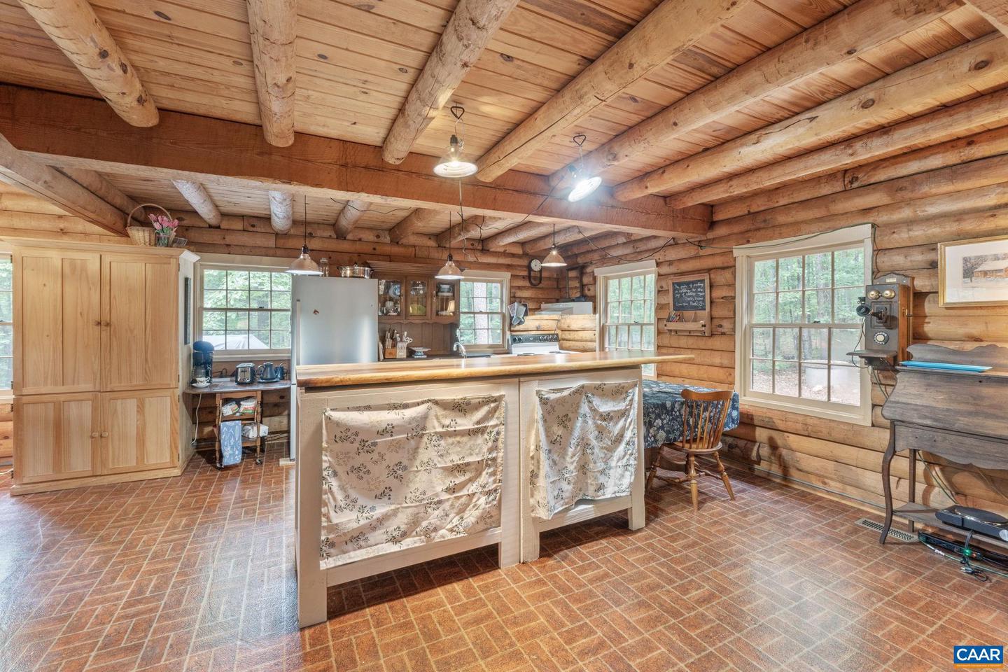 165 FITZPATRICK RD, BUCKINGHAM, Virginia 23921, 1 Bedroom Bedrooms, ,1 BathroomBathrooms,Residential,For sale,165 FITZPATRICK RD,666453 MLS # 666453