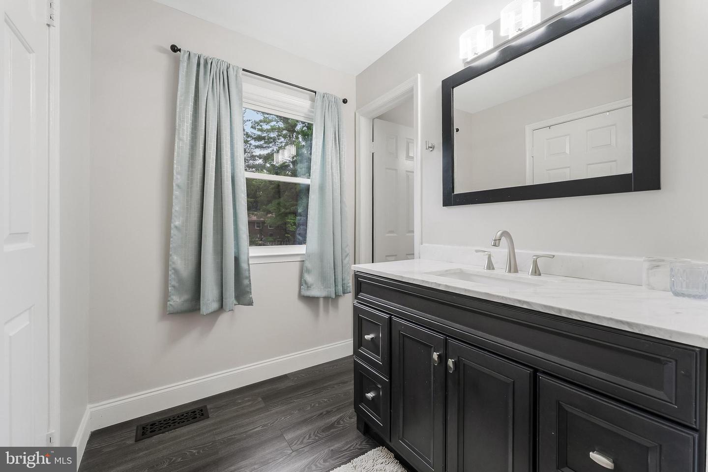 13283 KENNY RD, WOODBRIDGE, Virginia 22193, 4 Bedrooms Bedrooms, ,2 BathroomsBathrooms,Residential,For sale,13283 KENNY RD,VAPW2098574 MLS # VAPW2098574