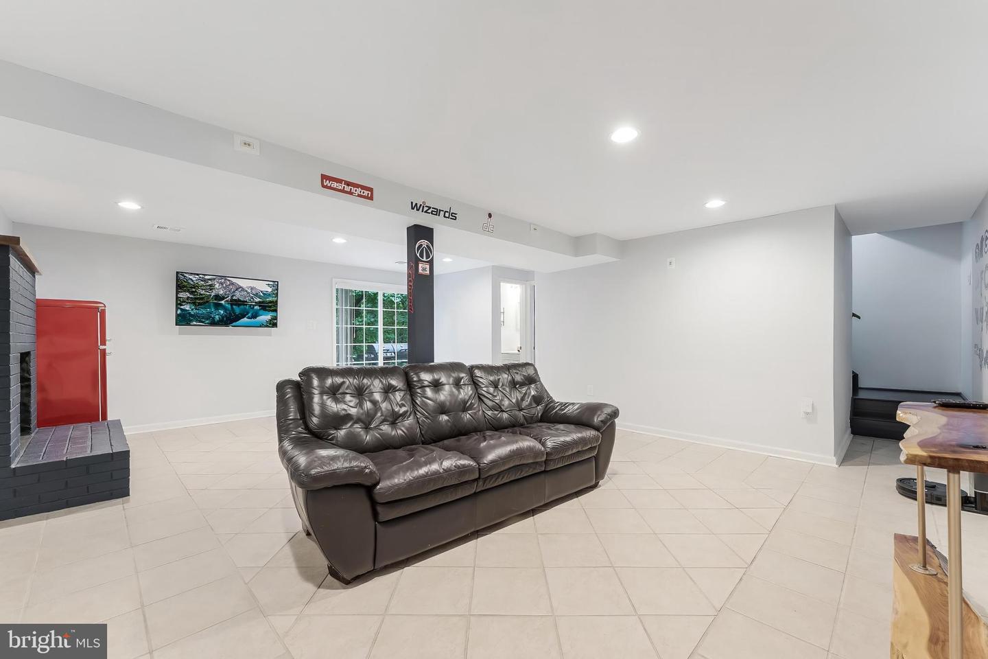13283 KENNY RD, WOODBRIDGE, Virginia 22193, 4 Bedrooms Bedrooms, ,2 BathroomsBathrooms,Residential,For sale,13283 KENNY RD,VAPW2098574 MLS # VAPW2098574