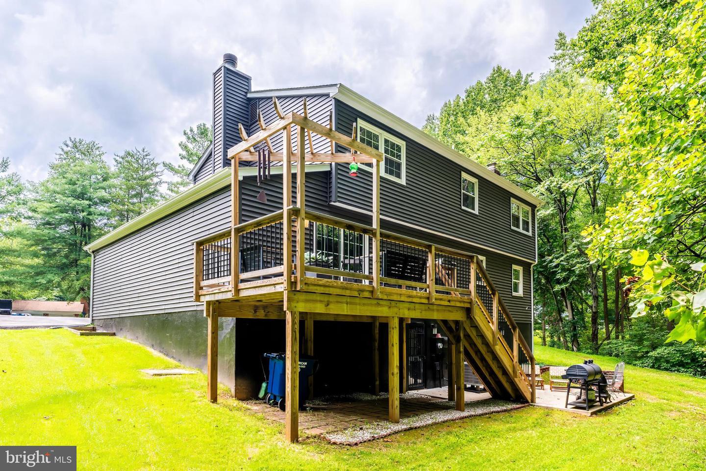 13283 KENNY RD, WOODBRIDGE, Virginia 22193, 4 Bedrooms Bedrooms, ,2 BathroomsBathrooms,Residential,For sale,13283 KENNY RD,VAPW2098574 MLS # VAPW2098574