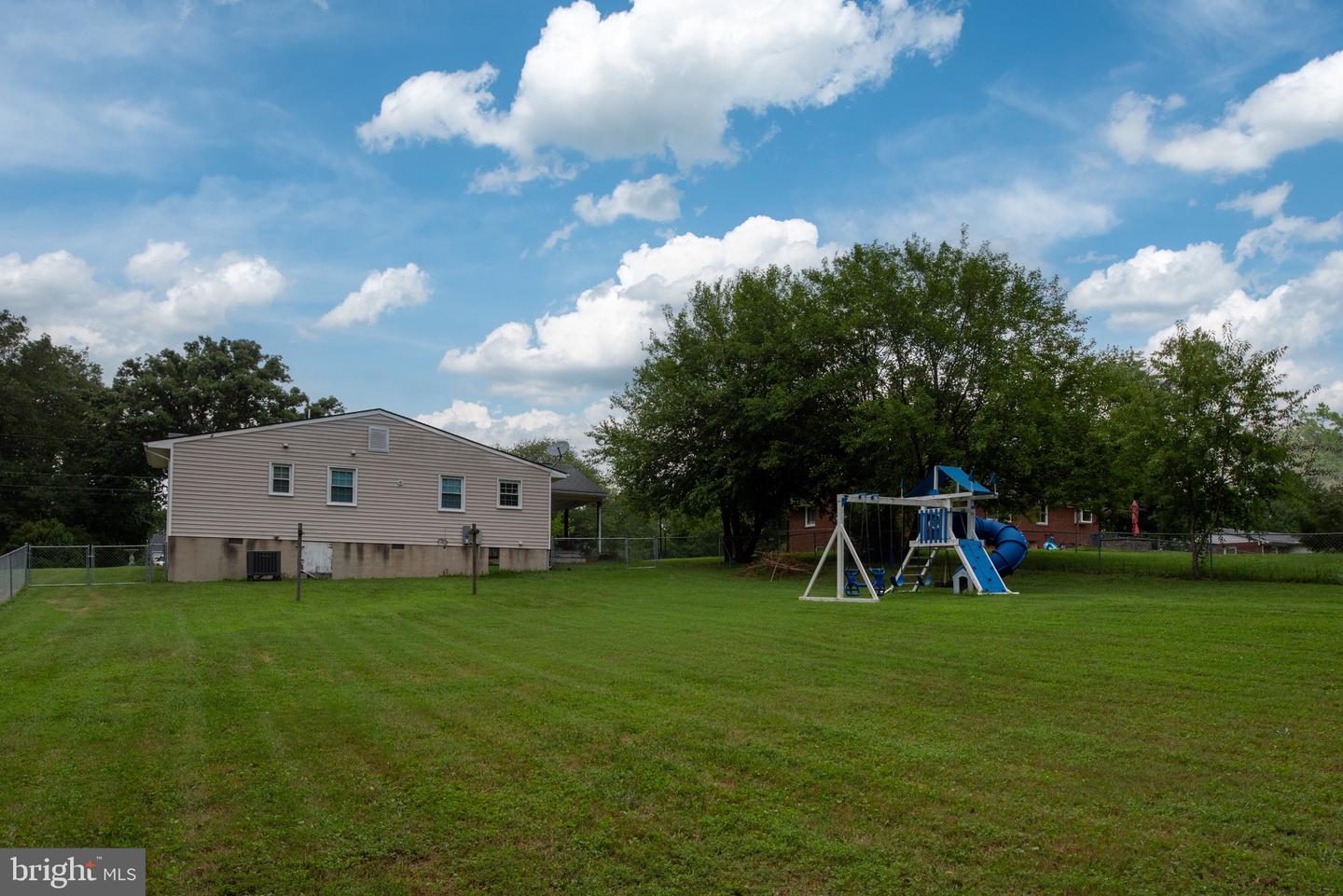 1012 CONWAY RD, FREDERICKSBURG, Virginia 22405, 3 Bedrooms Bedrooms, ,2 BathroomsBathrooms,Residential,For sale,1012 CONWAY RD,VAST2040500 MLS # VAST2040500