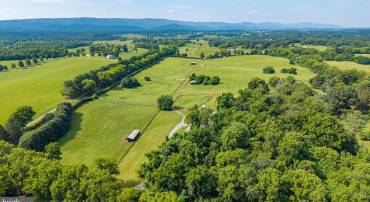 516 CLAY HILL RD, BOYCE, Virginia 22620, 1 Bedroom Bedrooms, ,1 BathroomBathrooms,Residential,For sale,516 CLAY HILL RD,VACL2003892 MLS # VACL2003892