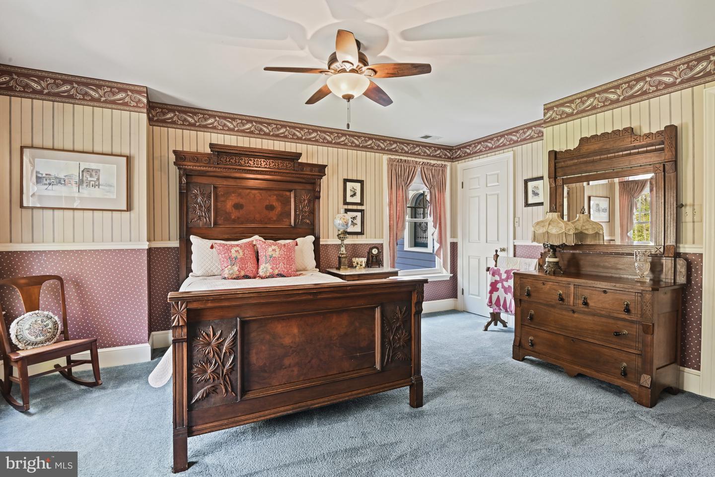 204 RIVER PARK DR, GREAT FALLS, Virginia 22066, 5 Bedrooms Bedrooms, ,4 BathroomsBathrooms,Residential,For sale,204 RIVER PARK DR,VAFX2253696 MLS # VAFX2253696