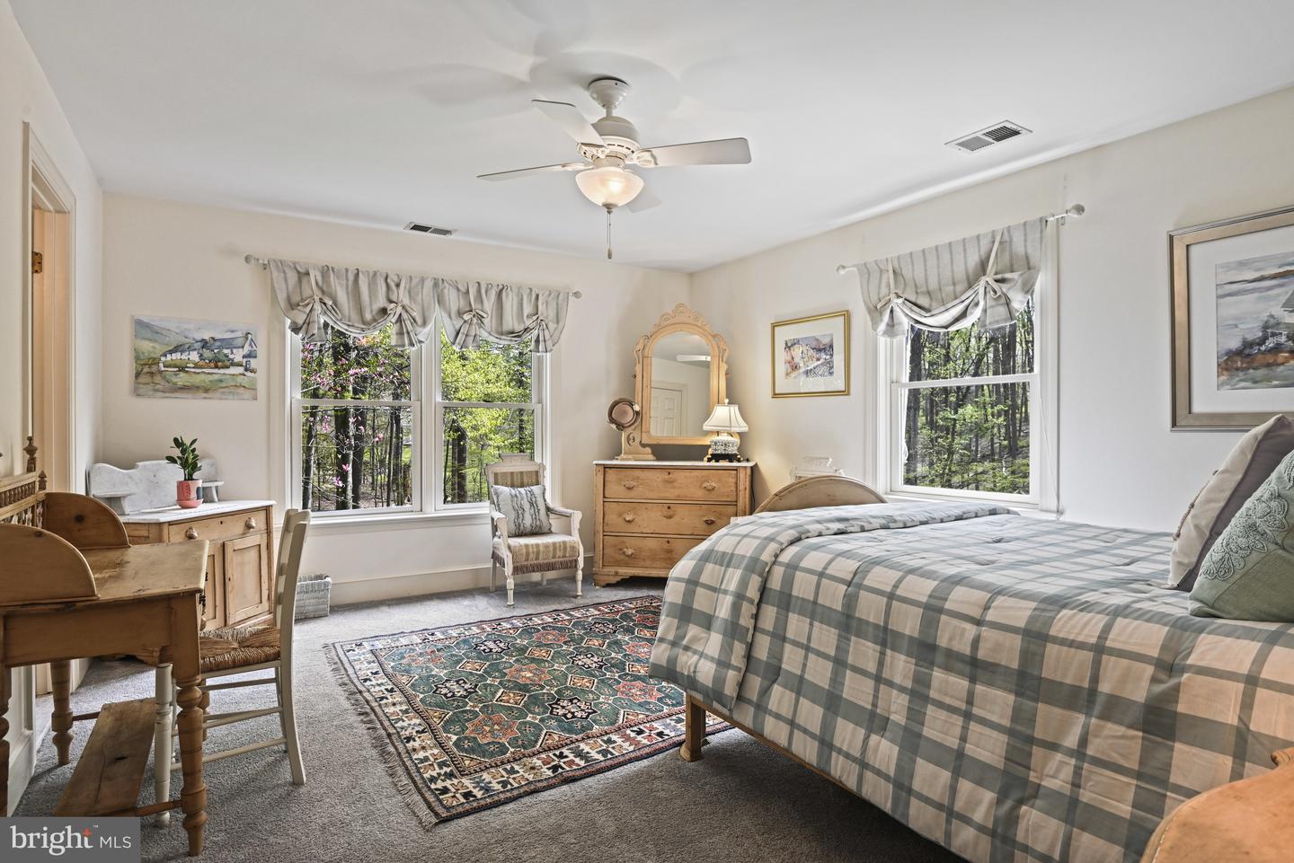 204 RIVER PARK DR, GREAT FALLS, Virginia 22066, 5 Bedrooms Bedrooms, ,4 BathroomsBathrooms,Residential,For sale,204 RIVER PARK DR,VAFX2253696 MLS # VAFX2253696