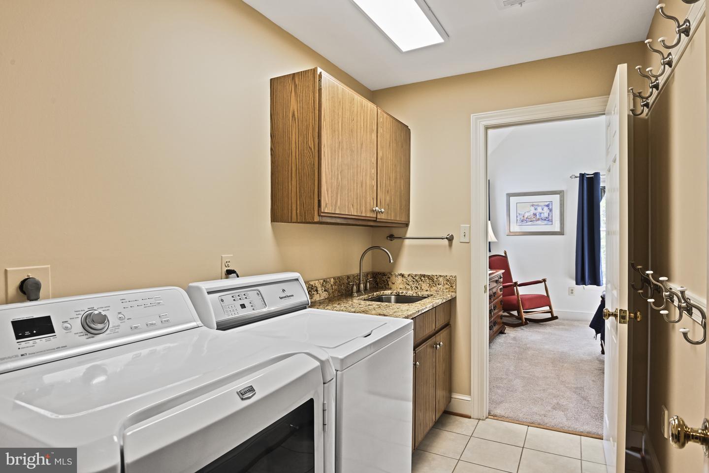 204 RIVER PARK DR, GREAT FALLS, Virginia 22066, 5 Bedrooms Bedrooms, ,4 BathroomsBathrooms,Residential,For sale,204 RIVER PARK DR,VAFX2253696 MLS # VAFX2253696