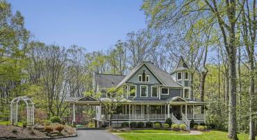 204 RIVER PARK DR, GREAT FALLS, Virginia 22066, 5 Bedrooms Bedrooms, ,4 BathroomsBathrooms,Residential,For sale,204 RIVER PARK DR,VAFX2253696 MLS # VAFX2253696