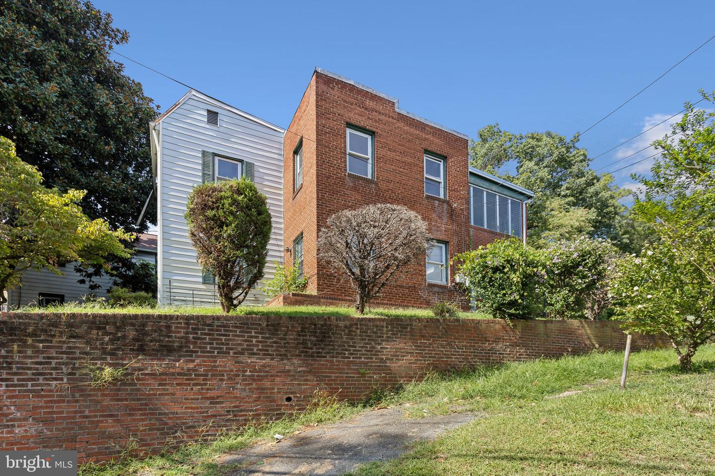 3026 STANTON RD SE, WASHINGTON, District Of Columbia 20020, 4 Bedrooms Bedrooms, 4 Rooms Rooms,2 BathroomsBathrooms,Residential,For sale,3026 STANTON RD SE,DCDC2209256 MLS # DCDC2209256