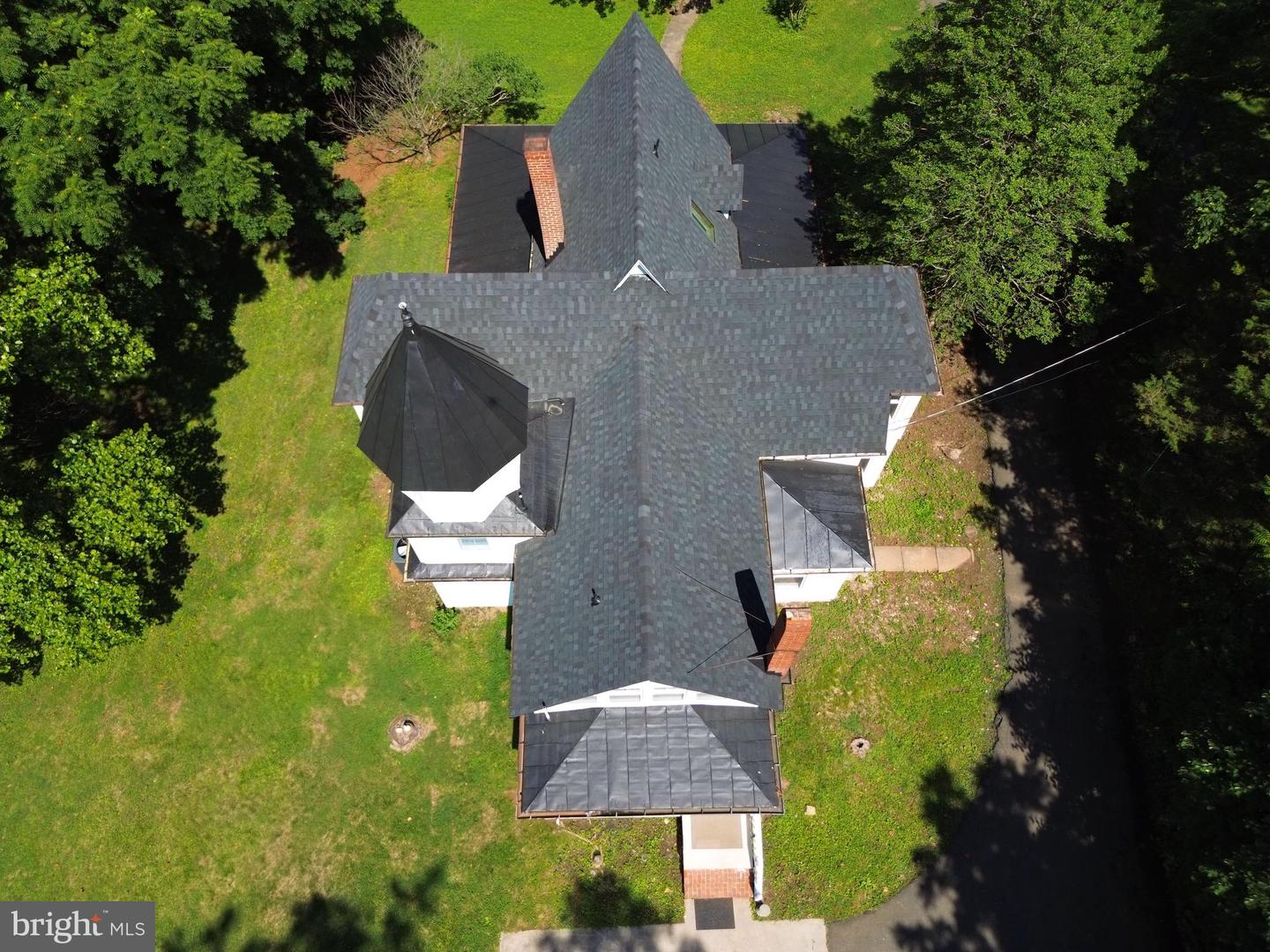 17115 SIMPSON CIR, PAEONIAN SPRINGS, Virginia 20129, 4 Bedrooms Bedrooms, ,3 BathroomsBathrooms,Residential,For sale,17115 SIMPSON CIR,VALO2101376 MLS # VALO2101376
