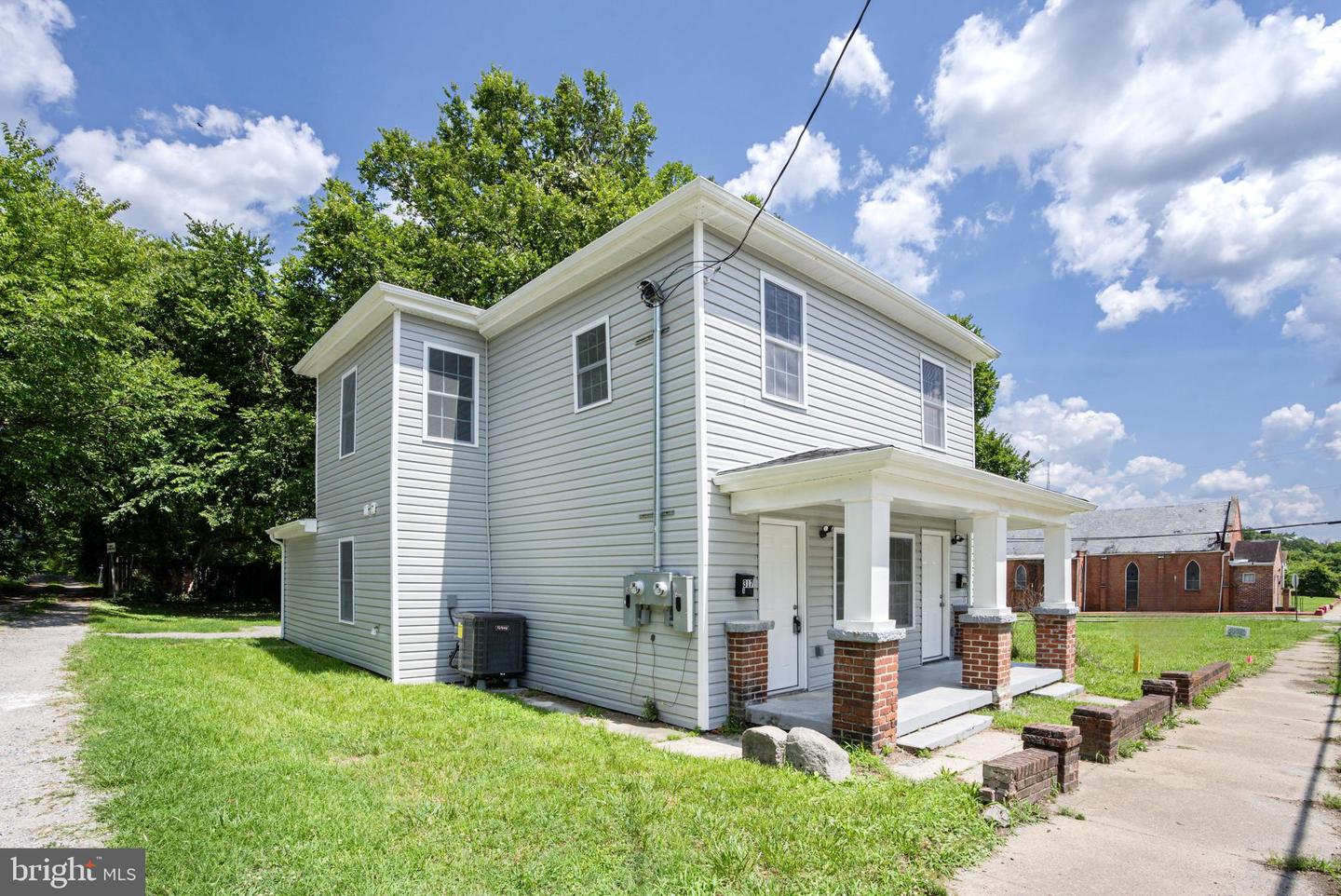 317 S WEST ST, PETERSBURG, Virginia 23803, 4 Bedrooms Bedrooms, ,2 BathroomsBathrooms,Residential,For sale,317 S WEST ST,VAPC2000124 MLS # VAPC2000124