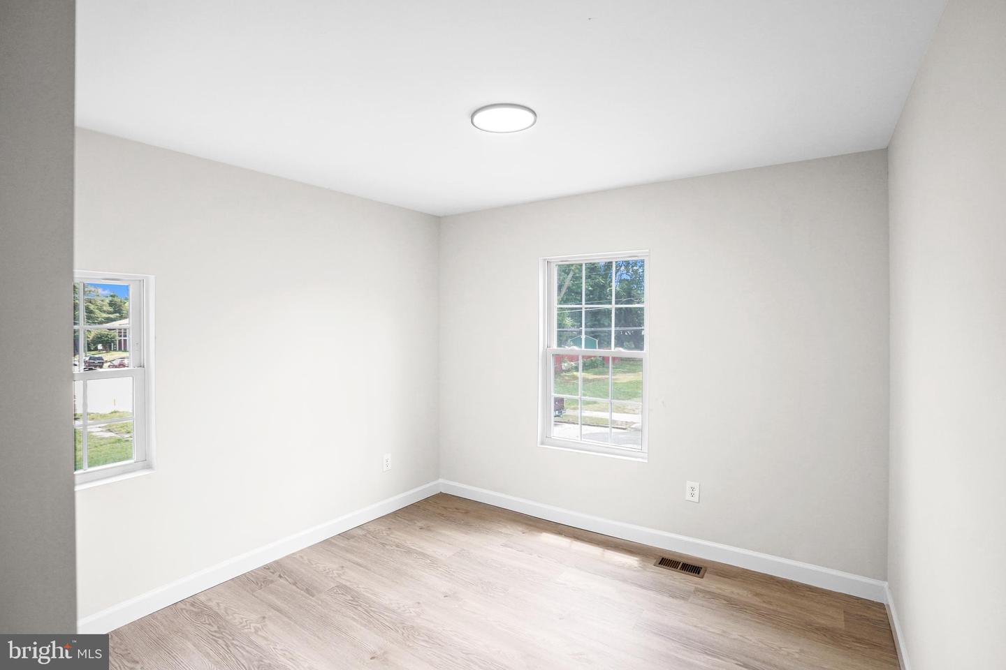 317 S WEST ST, PETERSBURG, Virginia 23803, 4 Bedrooms Bedrooms, ,2 BathroomsBathrooms,Residential,For sale,317 S WEST ST,VAPC2000124 MLS # VAPC2000124