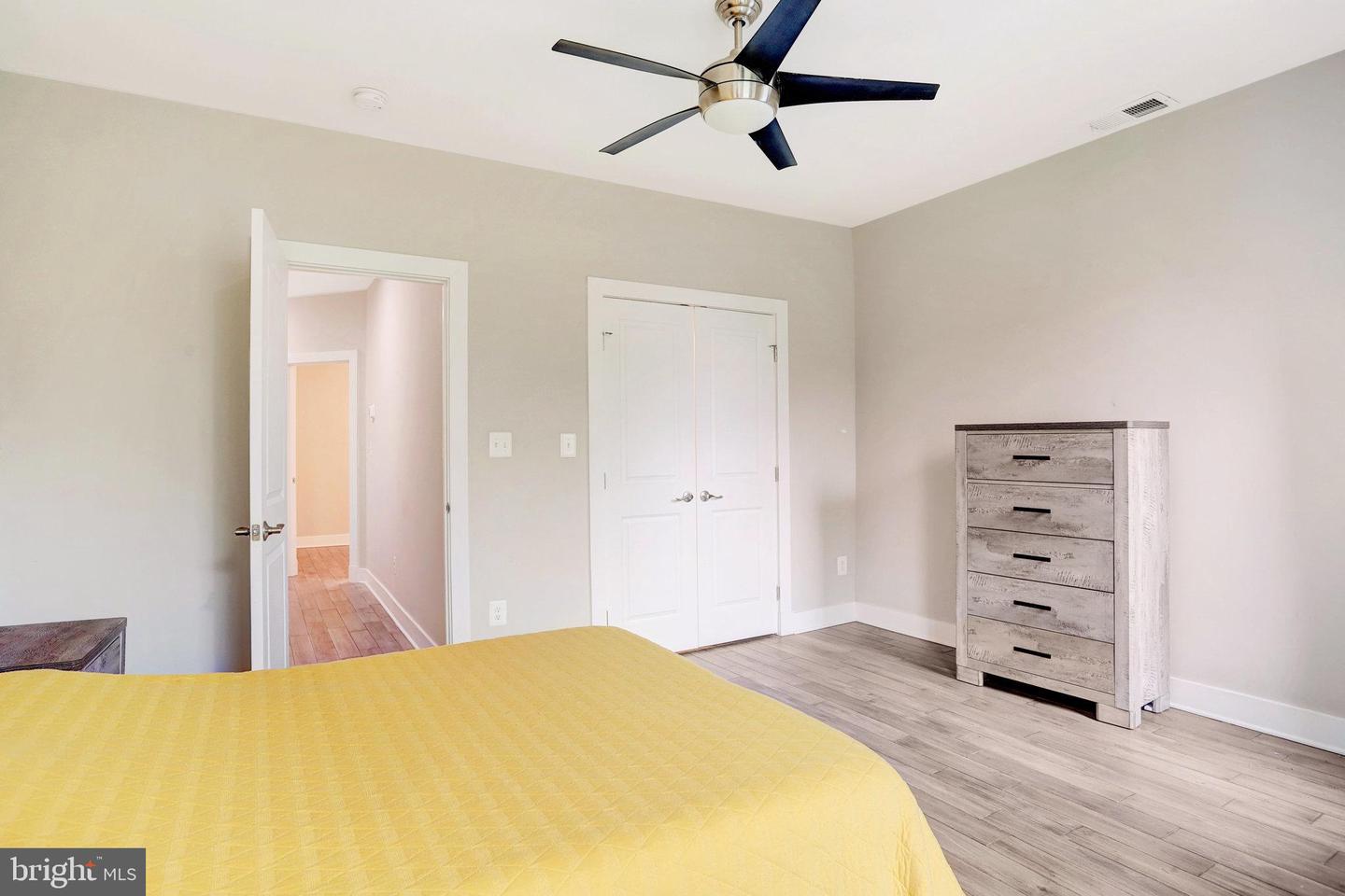 113 R ST NE, WASHINGTON, District Of Columbia 20002, 4 Bedrooms Bedrooms, ,4 BathroomsBathrooms,Residential,For sale,113 R ST NE,DCDC2209280 MLS # DCDC2209280