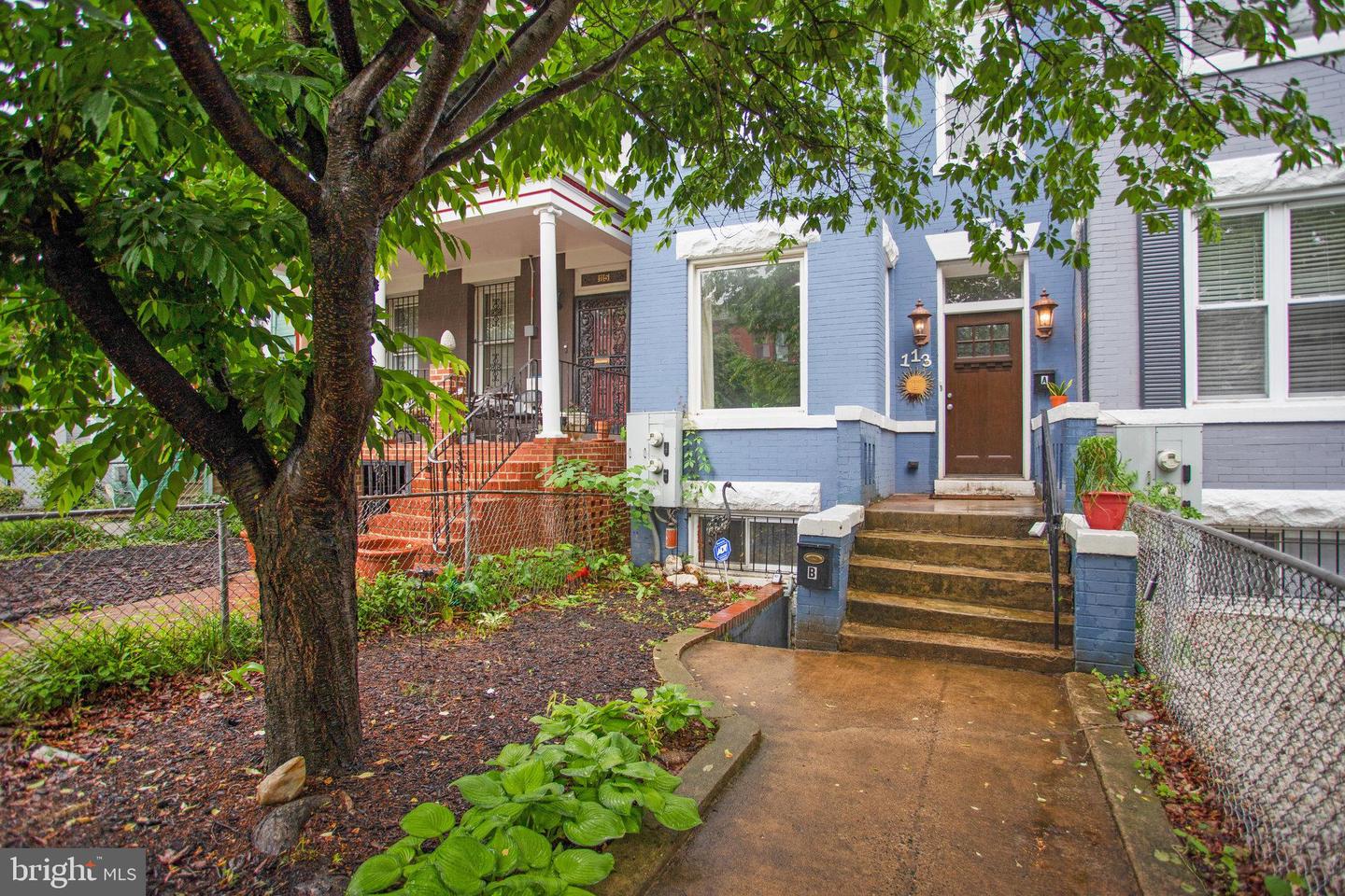 113 R ST NE, WASHINGTON, District Of Columbia 20002, 4 Bedrooms Bedrooms, ,4 BathroomsBathrooms,Residential,For sale,113 R ST NE,DCDC2209280 MLS # DCDC2209280