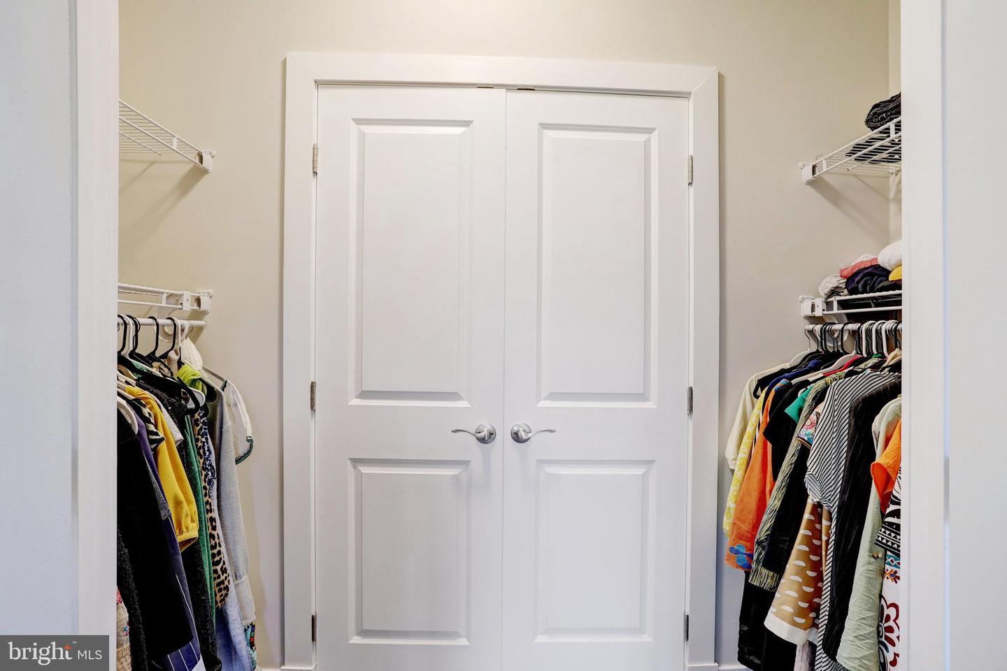 113 R ST NE, WASHINGTON, District Of Columbia 20002, 4 Bedrooms Bedrooms, ,4 BathroomsBathrooms,Residential,For sale,113 R ST NE,DCDC2209280 MLS # DCDC2209280