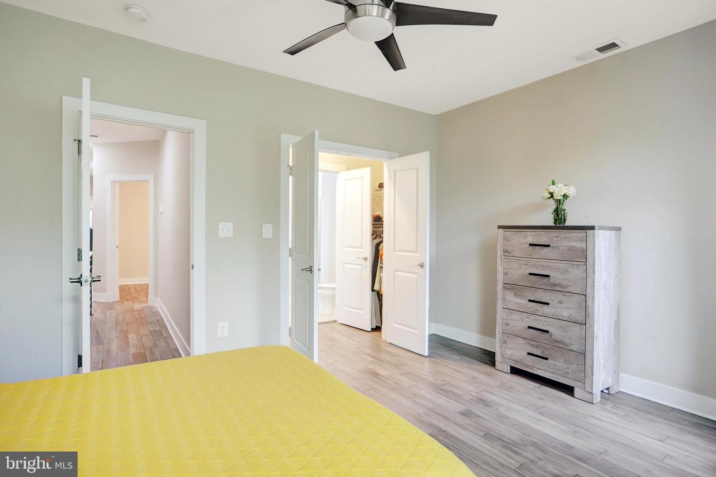 113 R ST NE, WASHINGTON, District Of Columbia 20002, 4 Bedrooms Bedrooms, ,4 BathroomsBathrooms,Residential,For sale,113 R ST NE,DCDC2209280 MLS # DCDC2209280