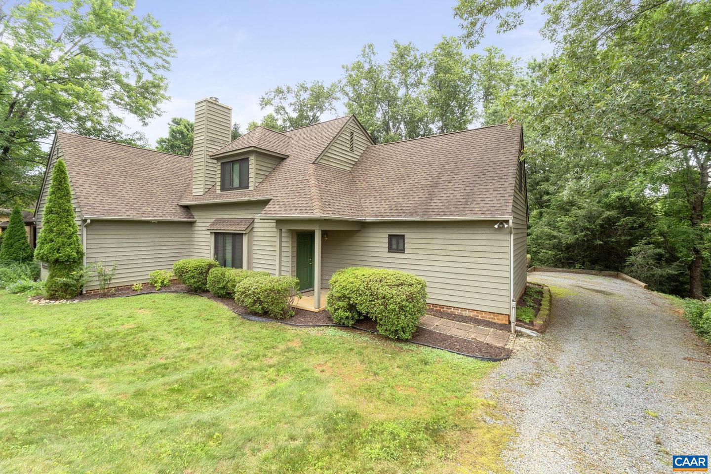 1043 AMBER RIDGE DR, CHARLOTTESVILLE, Virginia 22901, 4 Bedrooms Bedrooms, ,2 BathroomsBathrooms,Residential,For sale,1043 AMBER RIDGE DR,666459 MLS # 666459