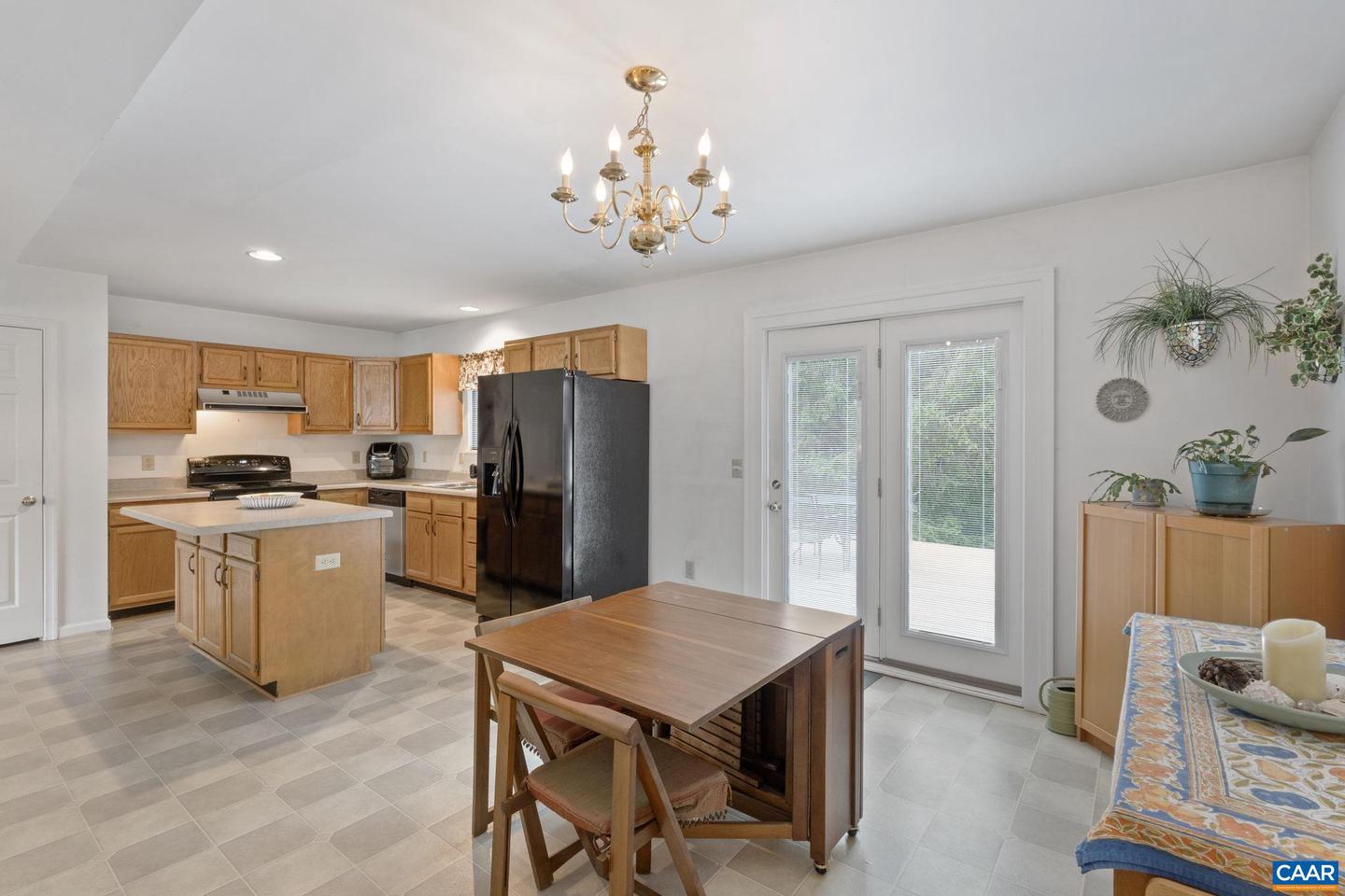 1043 AMBER RIDGE DR, CHARLOTTESVILLE, Virginia 22901, 4 Bedrooms Bedrooms, ,2 BathroomsBathrooms,Residential,For sale,1043 AMBER RIDGE DR,666459 MLS # 666459