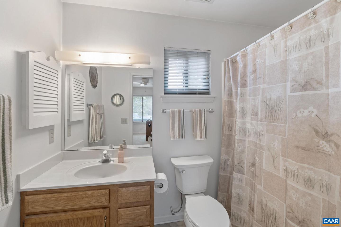1043 AMBER RIDGE DR, CHARLOTTESVILLE, Virginia 22901, 4 Bedrooms Bedrooms, ,2 BathroomsBathrooms,Residential,For sale,1043 AMBER RIDGE DR,666459 MLS # 666459